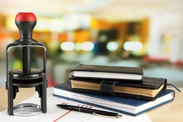 240_F_60628527_sVsKAopLR6CEDJcPETEaTpA4t5trABEs-min