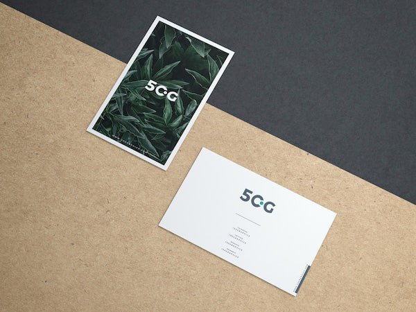 Business-Cards-on-Kraft-Paper-min